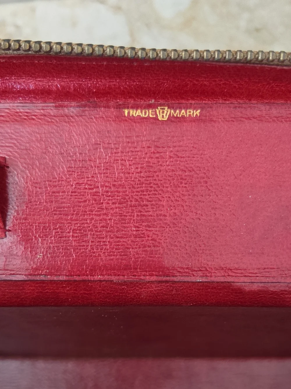 Vtg Men’s Travel Grooming Kit Leather Case & Bakelite Accessories – Mid-Century